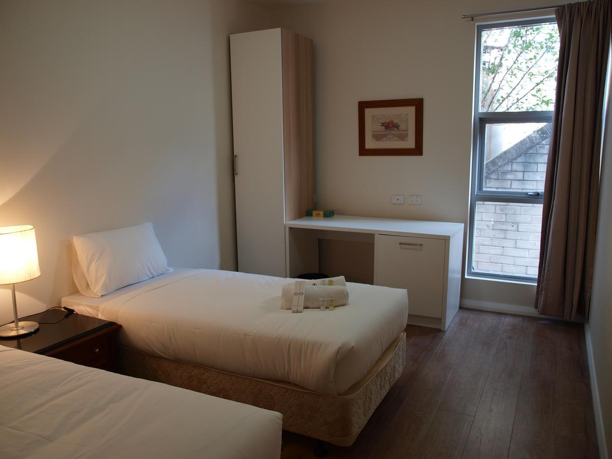 Shilla Lodge Burwood Екстер'єр фото