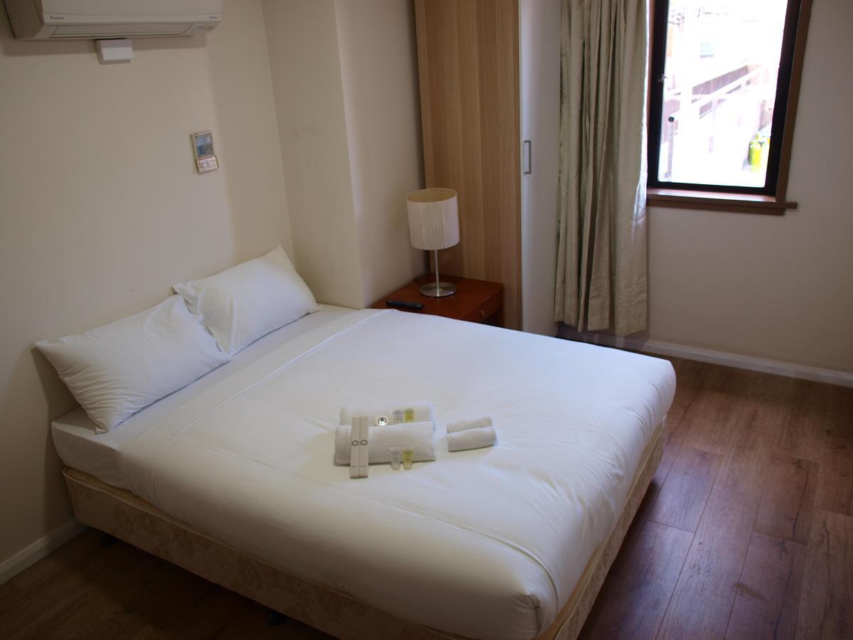 Shilla Lodge Burwood Екстер'єр фото